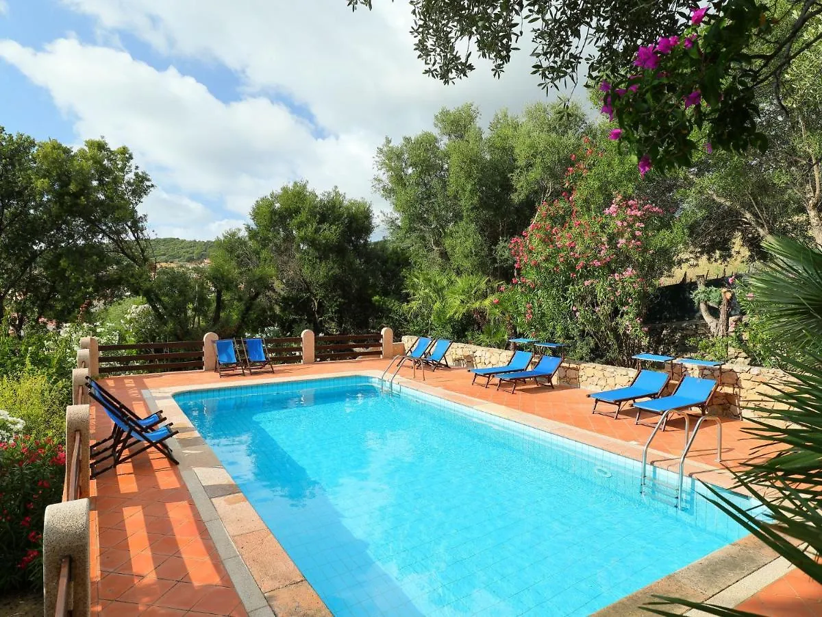 Villa Bouganville By Interhome Badesi Italië